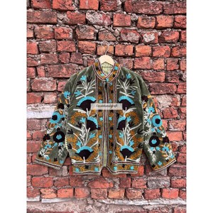 เสื้อแจ็คเก็ตกำมะหยี่ซูซานี เสื้อแจ็คเก็ตปักมือ เสื้อโค้ทสไตล์โบโฮชิค เสื้อแจ็คเก็ตสำหรับทุกเพศ เสื้อแจ็คเก็ตฤดูหนาว เสื้อแจ็คเก็ตลำลองสำหรับผู้หญิง - Product Image 6