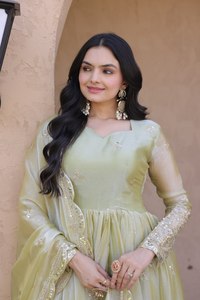 Nouvelle robe Anarkali tendance pour femmes, manches longues, magnifique en georgette, style indien pakistanais, prête à porter - Product Image 4