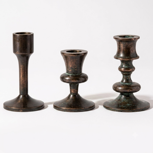 Ensemble de trois bougeoirs en cuivre, design moderne, métal durable, décoration d'intérieur, support pour bougies coniques - Product Image 5