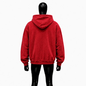 Sudadera con Capucha Roja Extra Grande Personalizada con Gráfico de Árbol del Bosque Negro, Estilo Vintage Desgastado, Sudadera de Moda Urbana para Hombre - Product Image 2
