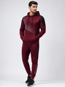 Chándal Premium para Hombre que Ofrece Comodidad Superior, Apariencia Elegante y Construcción Duradera para Entrenamiento Físico y Uso Casual - Product Image 1