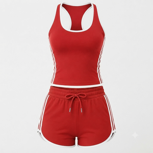 Conjunto Deportivo Rojo de Dos Piezas para Mujer, Camiseta sin Mangas con Rayas Laterales y Pantalones Cortos, Tejido Transpirable, Ropa de Primavera/Verano - Product Image 1