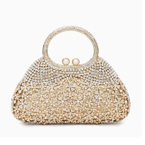 Impresionante bolso de mano de satén dorado con flores blancas en 3D y adornos de cristal. Estilo elegante. Disponible a precios de mayorista. - Product Image 4