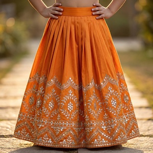 Shoryam Fashion - Lehenga Choli Naranja para Niñas, con Trabajo de Espejos, Tafetán de Seda, Largo hasta el Suelo, Ropa Étnica Tradicional India para Fiestas - Product Image 4