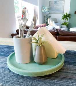 Resin <b>Tissue</b> Box Customized Size Handmade Designer Napkin Holder Custom Logo Durable Modern Home Hotel Office Party Decoration - Product Image 2