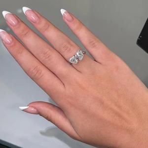 Anillo de Compromiso y Boda con Diamante Cultivado en Laboratorio de 3 Quilates, Corte Pera, Oro Blanco de 14k, Joyería para Fiestas, Gran Venta - Product Image 4