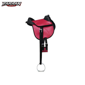 Selle d'équitation réglable et respirante, siège ergonomique, construction en cuir durable, bois pour la performance équestre quotidienne - Product Image 1