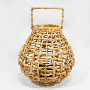 Linterna de bambú colgante decorativa de fábrica Artex Dong Thap, lámpara rústica hecha a mano para uso en interiores y exteriores - Product Image 1