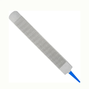 Râpes à sabots de haute qualité, qualité artisanale de fermeur, manche en bois, outil de finition de précision résistant pour l'entretien des sabots équins. - Product Image 3
