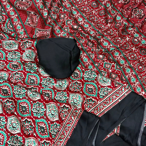 Sari indien de créateur en satin japonais avec broderie Jari, style ethnique chic, tendance pour mariage et fête, export, avec blouse exclusive - Product Image 1