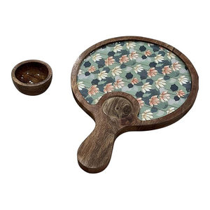 Plateau de service en émail imprimé au design attrayant avec mini-bol, pour sauce à pizza, plateau de service en bois naturel sur mesure - Product Image 3