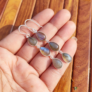 ต่างหูห้อยประดับพลอยลาบราดอไรต์สีรุ้งทรงหยดน้ำ ทำด้วยมือ ชุบเงินบนทองเหลือง สไตล์โบฮีเมียน ของขวัญ เครื่องประดับโดดเด่น - Product Image 1