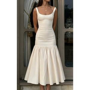 Robe midi sculptée à col dégagé et taille basse en popeline de coton, coupe sirène évasée, style corset à empiècements d'inspiration architecturale - Product Image 6