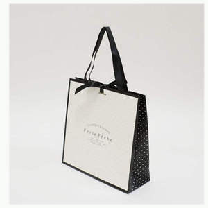Luxury Paper Shopping Bags for Apparel & Footwear Reusable, Recyclable & Branded - Product Image 4