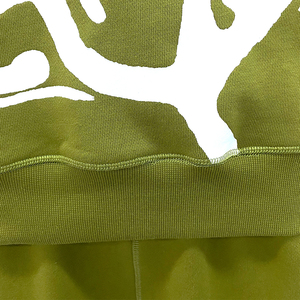 Fabricante de Conjuntos Deportivos Personalizados, Proveedor Mayorista de Ropa Deportiva de Alta Calidad, Conjunto de Sudadera con Capucha y Pantalones Deportivos con Logotipo Impreso o Bordado - Product Image 5