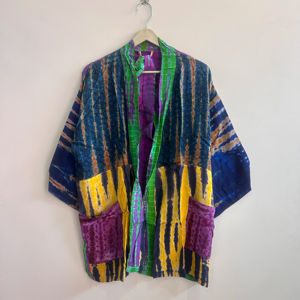 Robe kimono en soie pour femmes, kimono vintage bohème en soie, kimono en crêpe doux et confortable - Product Image 1