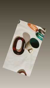 Decoración de pared con cadena de eslabones de resina de diseño moderno, cadena de eslabones acrílicos transparente para decoración de pared y acento de jardín. - Product Image 2