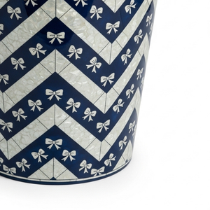 โต๊ะกาแฟหรูหราสไตล์อินดัสเทรียลลายมีนาฝังมุก งานแฮนด์เมด พร้อมเก้าอี้เสริมลายเชฟรอนประดับมุก คุณภาพพรีเมียม เหมาะสำหรับโรงเรียน - Product Image 3