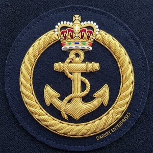 Écusson brodé fait main en fil d'or avec motif couronne et ancre, à rayures, personnalisé, pour blazers, costumes, vestes et badges - Product Image 5