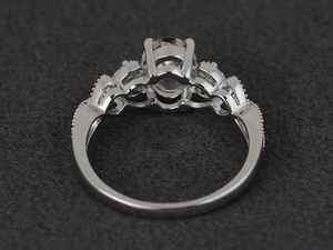 แหวนหมั้นมอร์แกไนต์ทรงรี พลอยมอร์แกไนต์สีชมพู แหวนเงินสำหรับผู้หญิง เครื่องประดับชั้นดี - Product Image 4