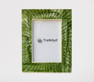 Marco de Fotos Elegante con Incrustaciones de Madreperla, Hecho a Mano por Diseñadores, por Tradebyd - Product Image 4