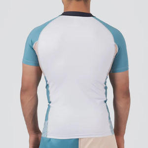 T-shirt de compression à manches courtes pour homme, blanc et bleu, à séchage rapide, anti-UV, fabriqué au Pakistan - Product Image 4