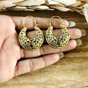 Pendientes Boho de Diseño Único, Joyería Tribal de Latón para Mujer, Chapados en Oro de 18k, Filigrana Vintage, Aro Texturizado, Ojo de Tigre, Venta al por Mayor/OEM - Product Image 2