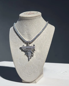 Collar de Hip Hop para Hombre con Incrustaciones de Moissanita, Colgante de Pistola Uzi, Joyería Chapada en Rodio - Product Image 1