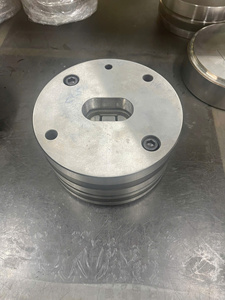 Matriz de Estampado Fabricada en Vietnam (VMMP/ODM/OEM) para Cartón y Extrusión, Aleaciones de Acero SKD61/SKD11 - Product Image 1