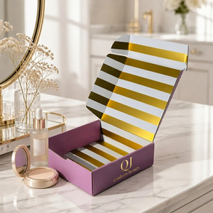 กล่องไปรษณีย์ลูกฟูกสั่งทำ QJ Custom Boxes พร้อมโลโก้ปั๊มนูนสุดหรู เป็นมิตรกับสิ่งแวดล้อม สีดำชมพู เนื้อสัมผัสนุ่ม - Product Image 3