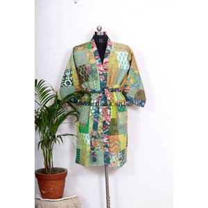 Robe Kimono Longue en Soie Faite Main de Qualité Supérieure, Style Vintage Patchwork – Taille Unique, Vêtement de Nuit pour Femme, Idéal Printemps, pour Demoiselles d'Honneur - Product Image 1