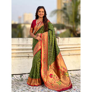 ผ้าไหมผสมไหมพิธานี แบนดานี ลายเมเฮนดีสีเขียว สำหรับผู้หญิง โดย Elite Weaves น้ำหนัก 650 กรัม - Product Image 6