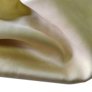 Tela 100% Lyocell Ecológica y Sostenible de Peso Medio con Brillo Satinado Estilo Años 60 Comparable al Algodón - Product Image 3