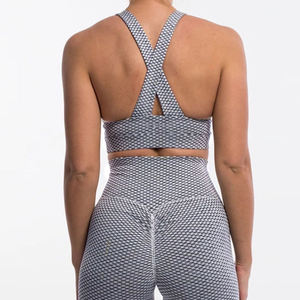 Ensemble de yoga 2 pièces pour femme : Crop top dos nageur à col en V profond et leggings taille haute, en nylon respirant uni, sans couture, pour le sport et la gym - Product Image 2