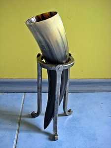 Coupe à boire en corne de bœuf Viking de qualité supérieure avec bordure et support en laiton, finition brillante, à prix avantageux, provenant d'Inde. - Product Image 6