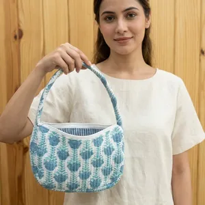 Bolso de mano acolchado de algodón de alta calidad, bolso de hombro de tela floral, bolso de compras reutilizable suave y acolchado, logotipo personalizado, etiqueta privada. - Product Image 2