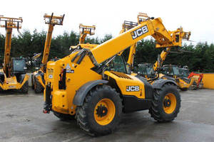 Manipulador Telescópico JCB de Alta Calidad 560-80 — 8.1 m — 6,000 kg - Product Image 4