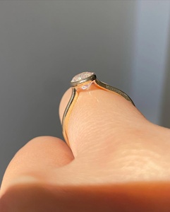 Bague de fiançailles ovale sertie de diamants de laboratoire – Or massif 14 carats ou argent, certifiée IGI - Product Image 3