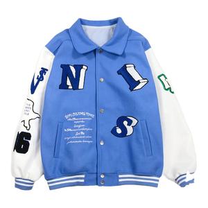 Chaquetas y abrigos de bombardero de béisbol para mujer negros y rojos personalizados con chaqueta universitaria de otoño con logotipo bordado - Product Image 1