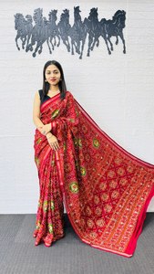 Sarees de Algodón y Seda de Alta Calidad con Diseño Súper Popular - Product Image 4
