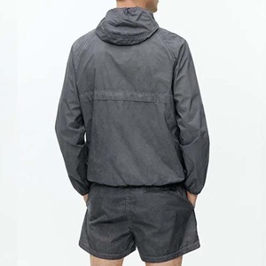 Ensemble coupe-vent léger et imperméable en nylon personnalisé pour homme avec fermeture éclair, short de jogging et ensemble sweat à capuche, vêtements d'extérieur - Product Image 3