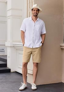 Shorts Chino Premium pour Hommes – Décontractés, Extensibles, Anti-humidité, Taille Mi-Haute, Boutons, Style Smart Casual, Logo Personnalisé, Idéaux pour le Golf - Product Image 4