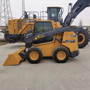 Promotion : Chargeuse compacte sur pneus XC7 SV12 de 2,6 tonnes, haute performance, polyvalente, pour la construction, directement de l'usine - Product Image 2