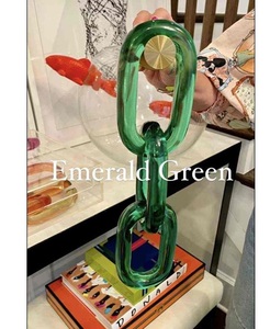 Adornos de pared personalizados hechos a mano con cadena entrelazada, decoración para el hogar, artículo de resina, cadena acrílica adorable para decoración de habitaciones, venta al por mayor. - Product Image 2