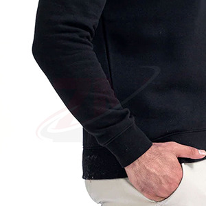Suéter de Punto con Cuello Redondo y Logotipo Estampado en la Parte Delantera, Color Negro, con Raya Diagonal Roja y Blanca, Corte Regular, Calidad de Marca Casual - Product Image 4