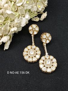 ต่างหูเพชรโมอิสสีทองสไตล์คลาสสิก SKU AE -156 DK / C-1 - Product Image 3