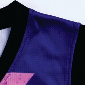 Ensemble de maillots de basket-ball personnalisés en polyester 100% avec design par sublimation, séchage rapide - Product Image 5