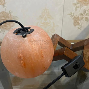 Elegante Lámpara de Sal del Himalaya Tallada a Mano, Decoración de Mesa de Alta Calidad, Grado A+, Estilo Moderno, Brillo Decorativo - Product Image 4