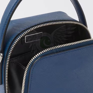 Mini sac banane en cuir écologique léger avec poches zippées sécurisées pour les essentiels quotidiens 2026 - Product Image 5
