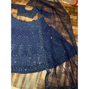 Vestido de noche de diseño con purpurina Dori Work Lehenga Choli para fiestas - Product Image 3